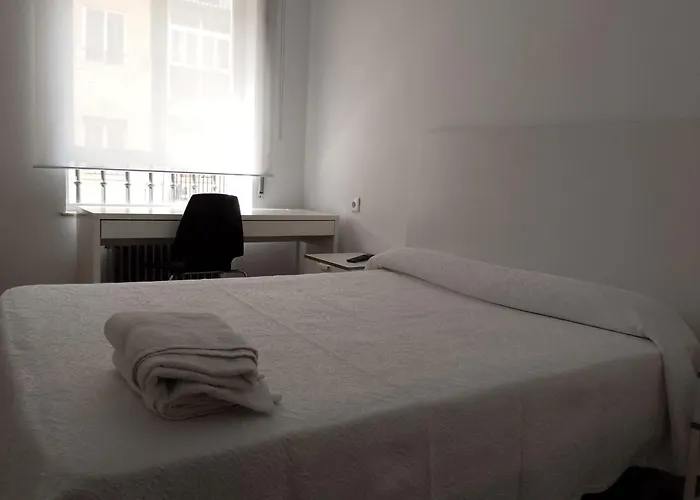 Piso Amplio En El Centro De Salamanca, Tv, Wifi * Salamanka